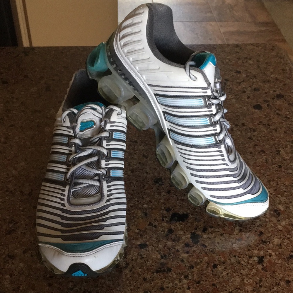 Adidas Bounce